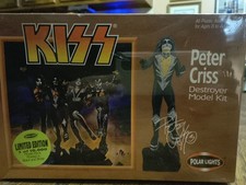 Polar Lights Kiss Peter Criss Destroyer Model Assembly Kit #5056 Playing Mantis picture