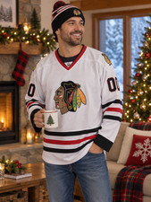Clark Griswold 00 Christmas Vacation Hockey Jersey White Mens Sz 48 picture