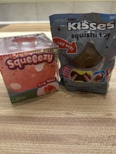 Hershey's Kisses Squishy and Squeezy dice lot of 2 (viral rare squishies) picture