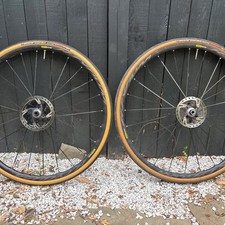 Mavic Cosmic Pro Carbon UST Disc 45mm Wheelset 700c Shimano HG + Tires Rotors picture