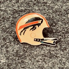 Vintage NFL Collectible Helmet Logo Lapel Pin 1