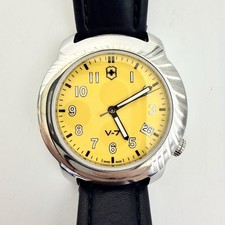 Victorinox Star Base V7-30X Stainless Steel 200m Yellow Dial 40mm New Battery picture