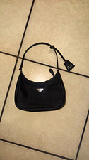 PRADA Black Re-Edition 2000 Shoulder Bag Silver Hardware Zip Lined Hang Tag picture