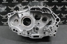 1996 96-04 HONDA XR250R OEM RIGHT ENGINE CRANKCASE CRANK CASE 11100-KCE-670 NICE picture