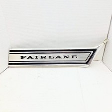 1967 Ford Fairlane 500 XL Convertible Ranchero RH FRONT FENDER TRIM MOLDING OEM picture