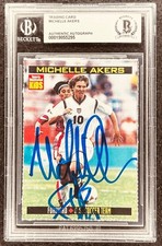 Michelle Akers signed 1998 Sports Illustrated SI for Kids card BAS slab USWNT US picture