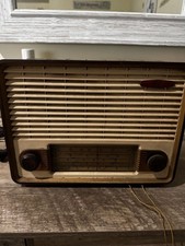 Vintage Pye Cambridge England P43 Radio picture