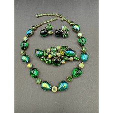 Vintage Regency Green Art Glass Necklace Brooch Earrings Set Rhinestone picture