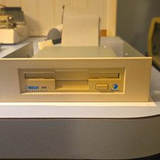 MUSEUM GRADE Iomega Floptical Drive 3.5