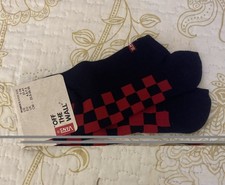 New Vans Off The Wall Ankle Socks Women's shoe size 7-10 Black / Red picture