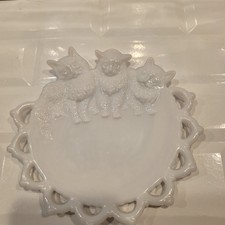 Westmoreland Lacy Plate with 3 Kitties picture