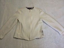 White Burberry Quilted Jacket Size Women’s Small | Lightweight  picture