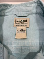 L.L. Bean Traditional Fit Short Sleeve Light Blue Button Down Shirt Size L-Reg picture