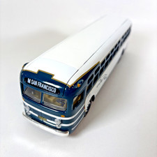 Corgi Classics 1:50 Diecast  Bus • Greyhound Lines K1188 M San Francisco picture
