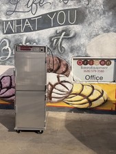Henny Penny HC-900 Insulated Mobile Heated Warming Cabinet Restaurant Equipment picture