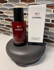 CHANEL N°1 de Chanel Revitalizing Serum Red Camellia 1.7 oz 50ml New in Box picture