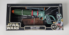 NEW Disney Parks 2015 Star Wars Boba Fett Blaster Green Toy Gun Sound & Light-up picture
