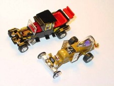 MUNSTERS KOACH & DRAGULA SET COLLECTIBLE DIORAMA FAMILY & COFFIN CAR Gold/Black picture