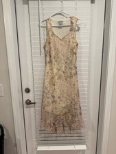 Dressbarn Floral Sleeveless Layered Hem Dress Size 12 picture