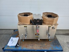 Bunn 20500.0000 U3 Twin 3 Gallon Coffee Urn / Brewer, 16.3 Gal/Hr 5825W New picture