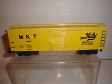 American Flyer  Extremely Rare #24030 Painted Boxcar picture