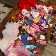 Huge Lot Barbie Doll 3 Barbie Dolls & 35+ PIECES Of Clothing picture