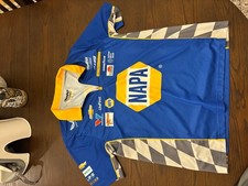 chase elliott hendrick motorsports castore pit shirt. new without tags size xl picture