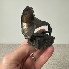 Vintage 1970s Durham Industries Miniature Gramophone Phonograph No. 5402 picture