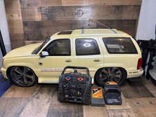 2004 New Bright RC 1:6 Scale Cadillac Escalade Off White SUV picture