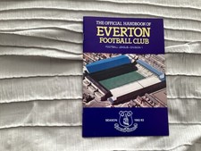 RARE 1982-83 EVERTON FC OFFICIAL HANDBOOK picture