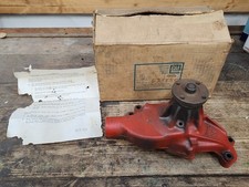 NOS OEM 1972-1976 Chevy Corvette 265 283 302 307 327 350 V8 water pump 6258551 picture