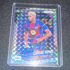 Panini 2025-26 Prizm FIFA Soccer Lamine Yamal #245 Prizm Parallel picture