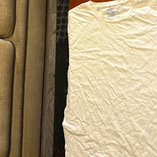 Gildan Men's White Solid Crew Neck T-Shirt, Regular Fit Size L/XL picture