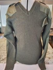 New Tact Squad Men XL Sweater Green V-neck 100% Wool Epaulet Reinforced Tactic picture