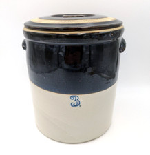 Nice Antique 3 Gallon Stoneware Crock with Dual Tone Coloring Complete with Lid picture