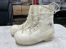 U.S. MILITARY MICKEY MOUSE Extreme Cold Temp Boots, WHITE, Bunny Boots Size 9R picture