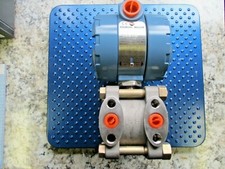 NEW ROSEMOUNT DIFFERENTIAL PRESSURE TRANSMITTER 1153DB4RJ picture