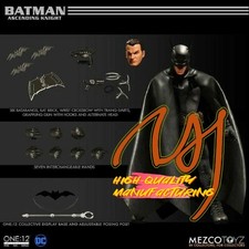 IN STOCK Mezco Toyz DC Comics One:12 Ascending Knight Batman Collectible 6 New picture