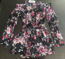 New With Tag LA Hearts by PacSun Women's Floral Romper Size Small picture