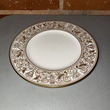 Wedgwood Gold Florentine Dinner Plates 11” Bone China England Set of 4 picture