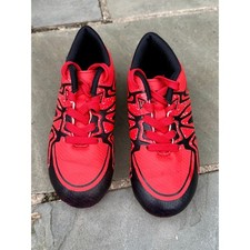 Dream Pairs Kids Soccer Cleats – Red & Black Swirl Pattern picture