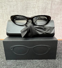 Meta Starfire Kylie Edition AI Smart Glasses Black Transitions Lens-  picture