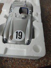 PAUL'S MODEL ART MERCEDES-BENZ 300 SLR LE Mans 1955 First Class Collection 1:24 picture