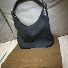 Gucci Black GG Shoulder Bag Zip Silver Hardware Leather Strap w/ Dust Bag picture