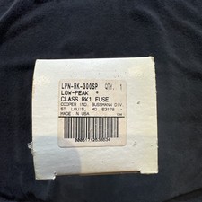 BUSSMANN LPN-RK-300SP LOW PEAK DUAL ELEMENT TIME DELAY  FUSE  Made in USA picture