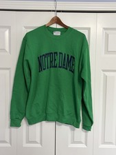 Champion Notre Dame Crewneck Sweatshirt size Medium picture