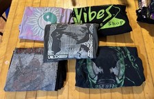 Lot of 5 Unisex Graphic Print T-Shirts — Size L-XL picture