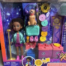 Mattel Karma's World Musical Star Stage 2-In-1 picture
