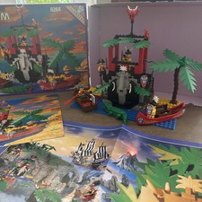 VTG Retired 90s LEGO Pirates/Islanders Set# 6264 “Forbidden Cove” w/Box & MORE picture