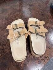 cushionaire guru platform sandals leather footbed women's shoe size 7.5 picture